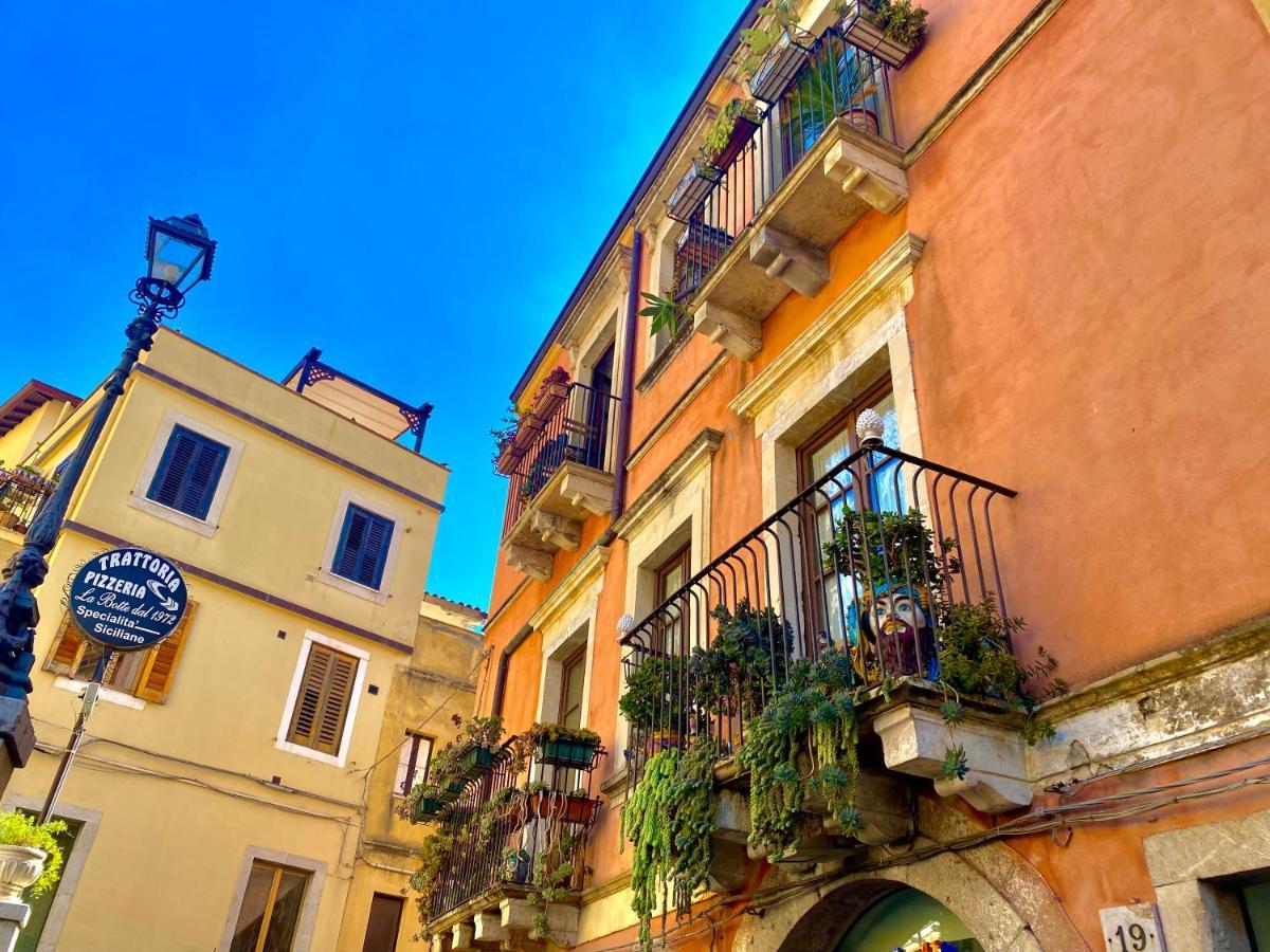 Caterina'S Charme Apartment Taormina Exterior photo